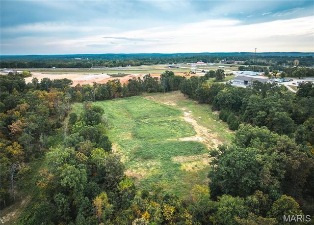 198 Firehouse Drive, Waynesville, MO 65583