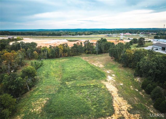 198 Firehouse Drive, Waynesville, MO 65583