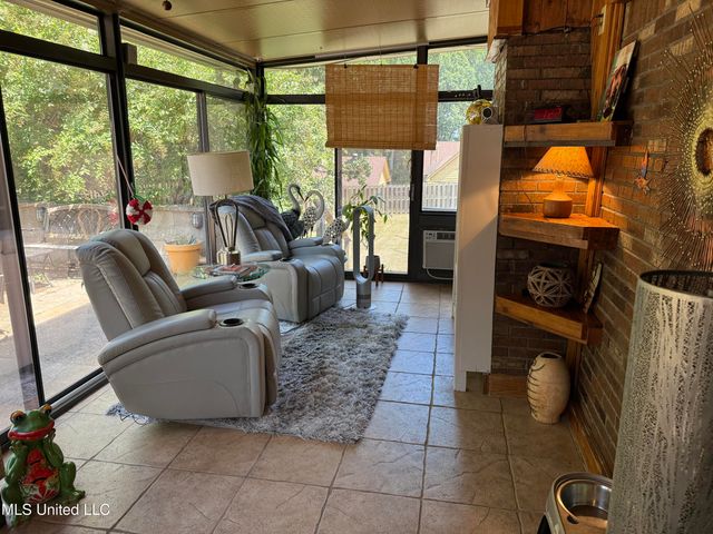 8870 Collinswood Drive, Olive Branch, MS 38654