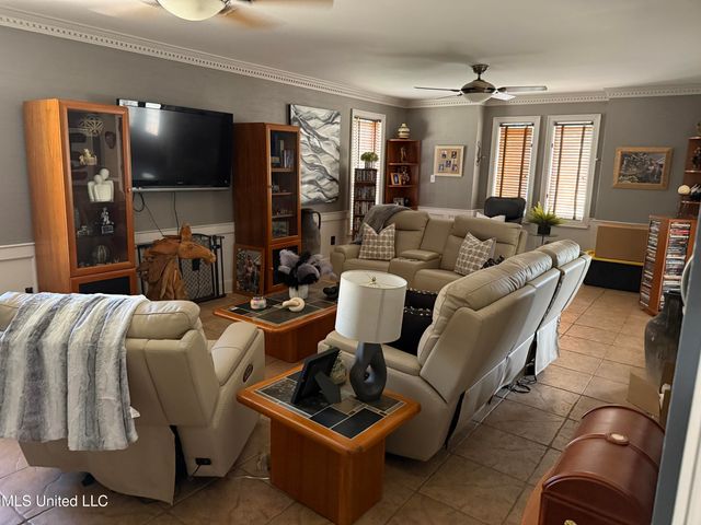 8870 Collinswood Drive, Olive Branch, MS 38654