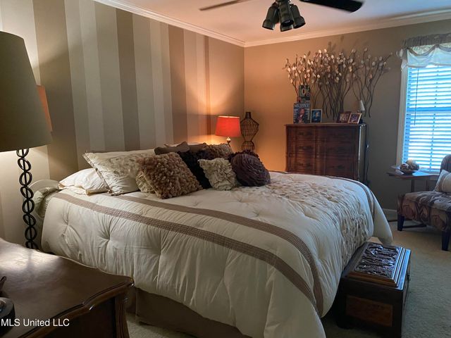 8870 Collinswood Drive, Olive Branch, MS 38654