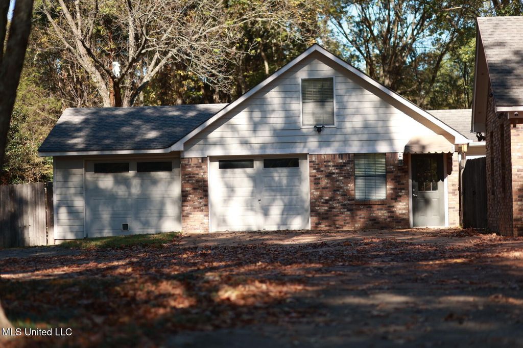 8870 Collinswood Drive, Olive Branch, MS 38654 — photo 2