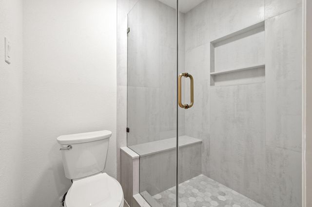 8 S Woodstock Circle Drive, The Woodlands, TX 77381