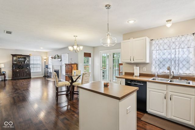 2879 Bluewood Way, Plainfield, IN 46168