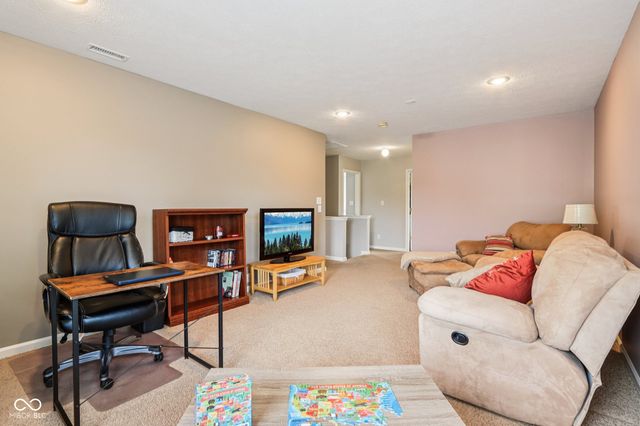 2879 Bluewood Way, Plainfield, IN 46168