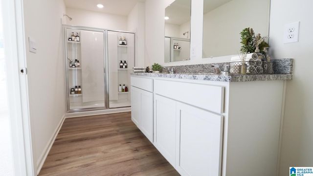 325 CREEK BEND LANE, Alabaster, AL 35007