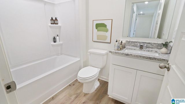 325 CREEK BEND LANE, Alabaster, AL 35007