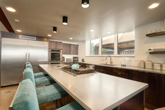 1290 Snelling Avenue N, Saint Paul, MN 55108