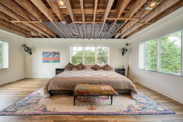 1290 Snelling Avenue N, Saint Paul, MN 55108