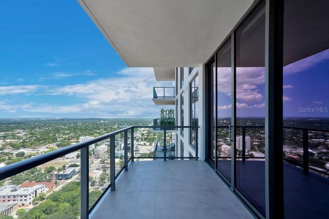 275 1ST AVENUE S 3808, St Petersburg, FL 33701