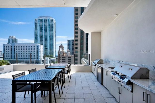 275 1ST AVENUE S 3808, St Petersburg, FL 33701