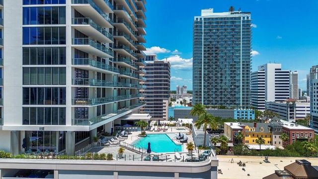 275 1ST AVENUE S 3808, St Petersburg, FL 33701