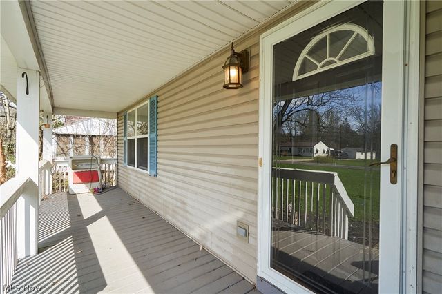 917 Proehl Drive, Barberton, OH 44203