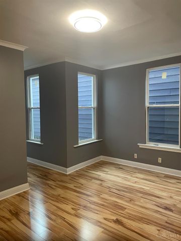 2617 Hackberry Street, Cincinnati, OH 45206