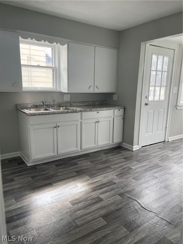 3410 W 90th Street, Cleveland, OH 44102