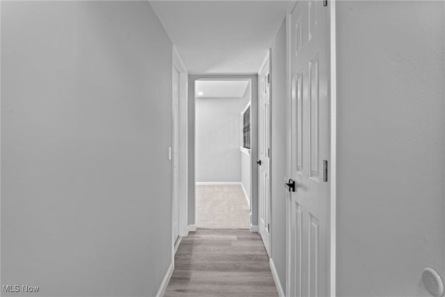 1303 E Dartmoor Avenue, Seven Hills, OH 44131