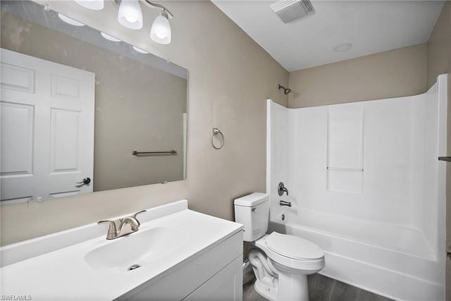519 Upstate AVE S, Lehigh Acres, FL 33974
