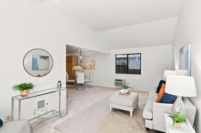 156 W Dunne Avenue, Morgan Hill, CA 95037