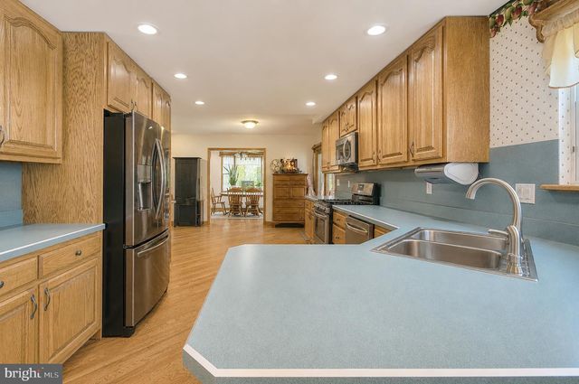540 ELWOOD AVE, Pitman, NJ 08071