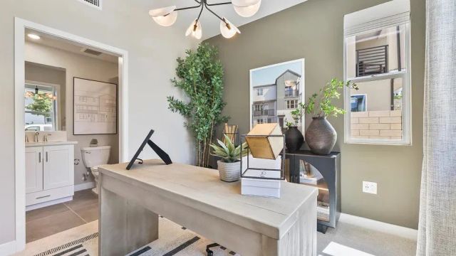 26859 Serif Place, Valencia, CA 91381