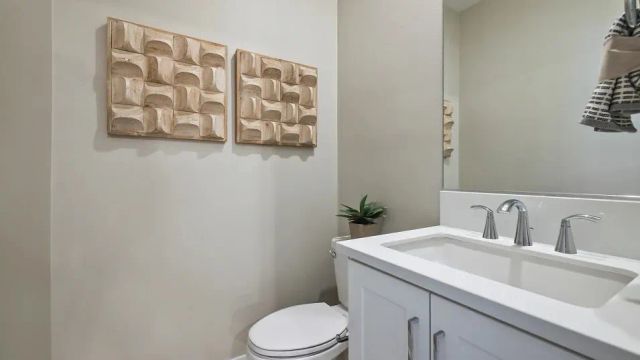 26859 Serif Place, Valencia, CA 91381