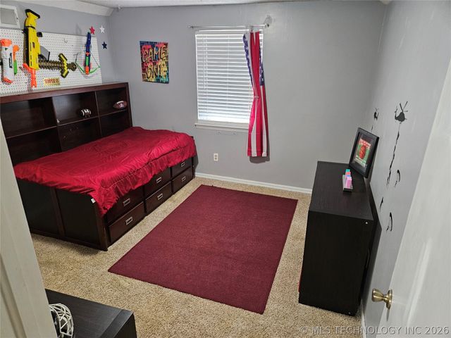 11901 E 27th Street, Tulsa, OK 74129