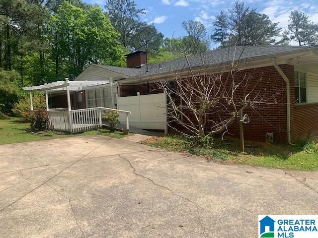 1404 SPRINGHILL DRIVE, Sylacauga, AL 35150