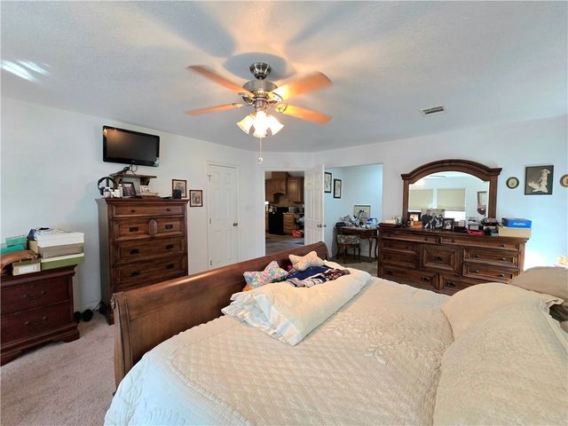 402 Shadow Arbor Circle, Somerville, TX 77879