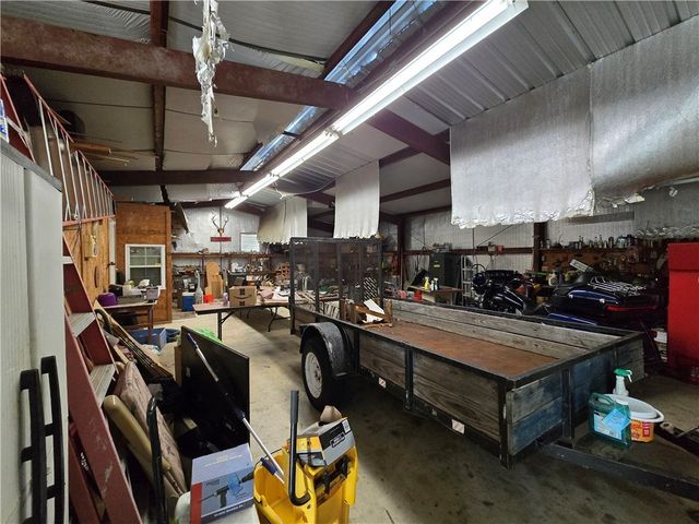 402 Shadow Arbor Circle, Somerville, TX 77879