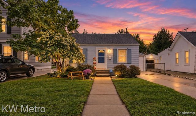 714 Devillen Avenue, Royal Oak, MI 48073