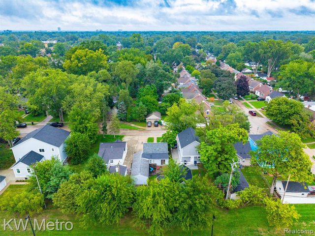 714 Devillen Avenue, Royal Oak, MI 48073