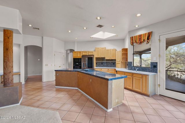 3051 N Fennimore Avenue, Tucson, AZ 85749