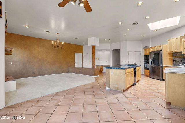 3051 N Fennimore Avenue, Tucson, AZ 85749