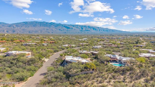 3051 N Fennimore Avenue, Tucson, AZ 85749