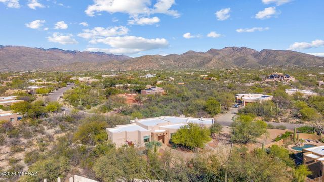 3051 N Fennimore Avenue, Tucson, AZ 85749