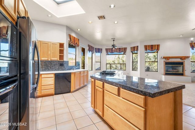 3051 N Fennimore Avenue, Tucson, AZ 85749