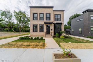 1866 Woodlawn Avenue, East Cleveland, OH 44112