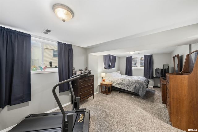 414 W PLACHER Court, Chillicothe, IL 61523