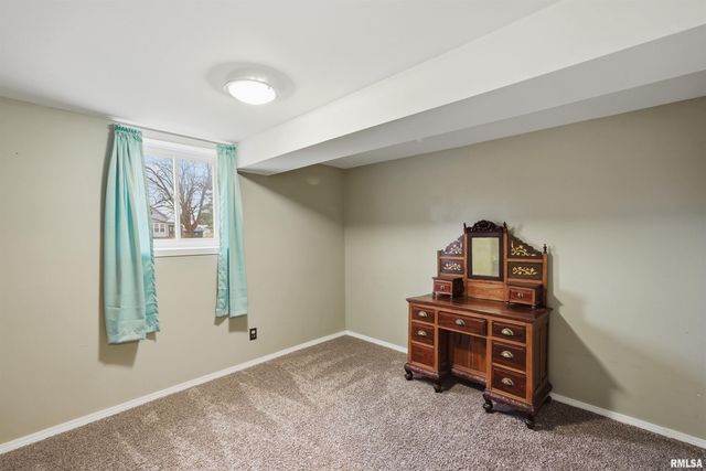 414 W PLACHER Court, Chillicothe, IL 61523