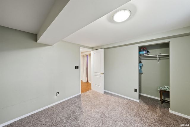 414 W PLACHER Court, Chillicothe, IL 61523