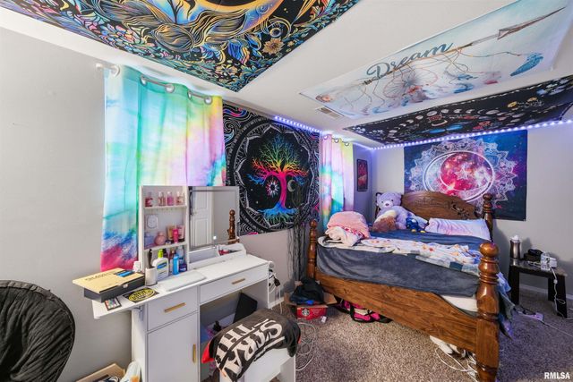 414 W PLACHER Court, Chillicothe, IL 61523