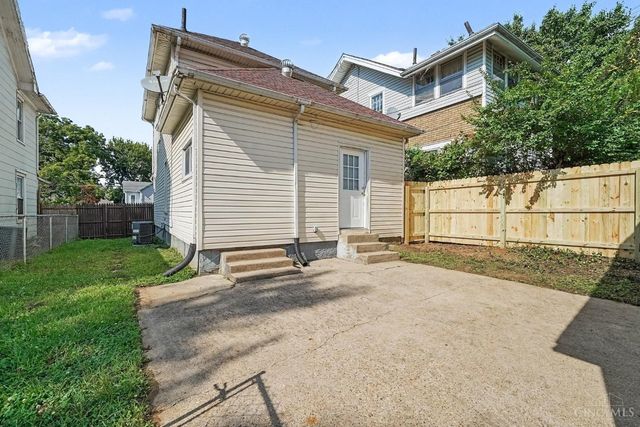 2404 Sherman Avenue, Middletown, OH 45044