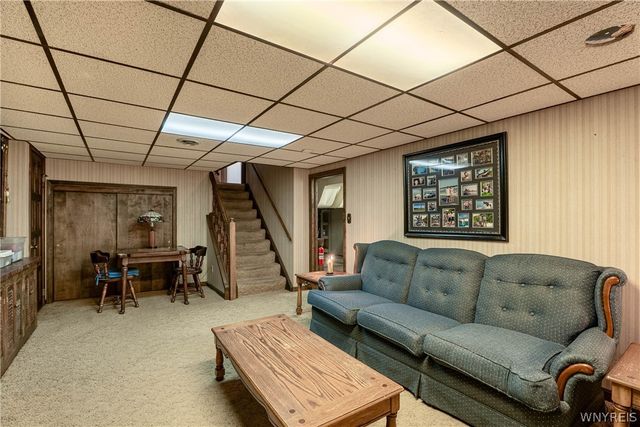 8010 Crestview Drive, Niagara, NY 14304