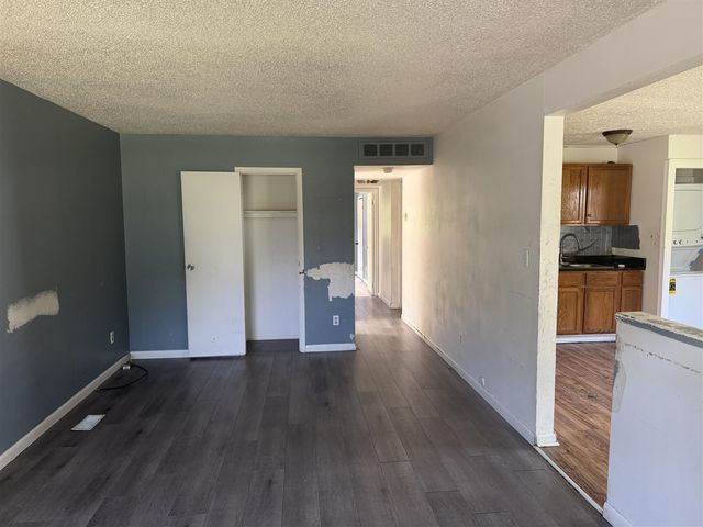 418 Franklin Road, Pontiac, MI 48341