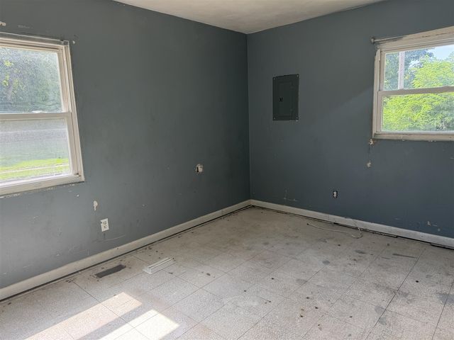 418 Franklin Road, Pontiac, MI 48341