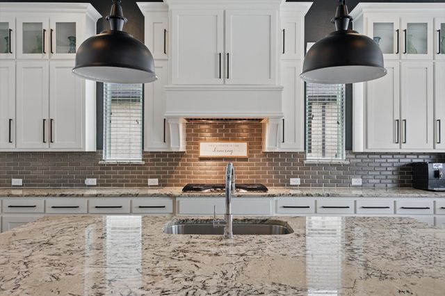 405 Nora Lane, Argyle, TX 76226