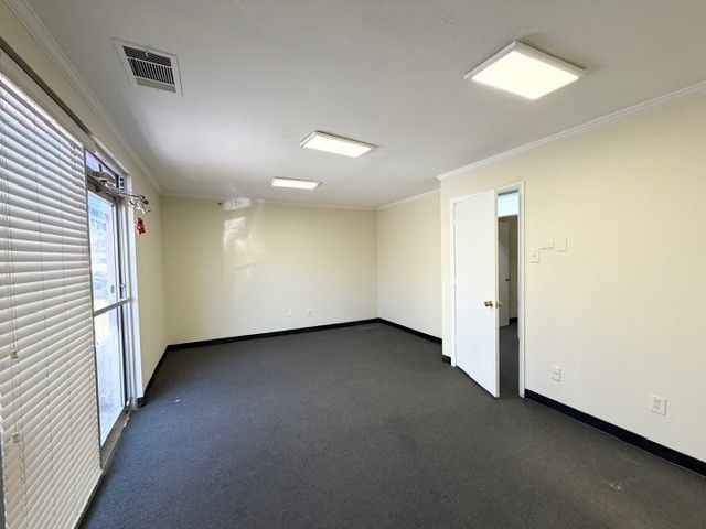 1111 Summit Avenue 7, Plano, TX 75074