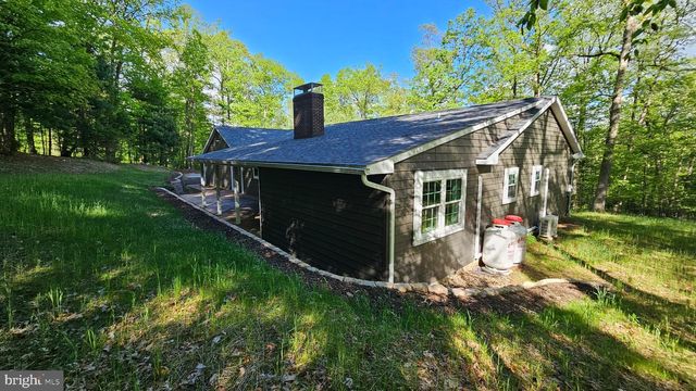 10315 TANGLEWOOD DR, Huntingdon, PA 16652