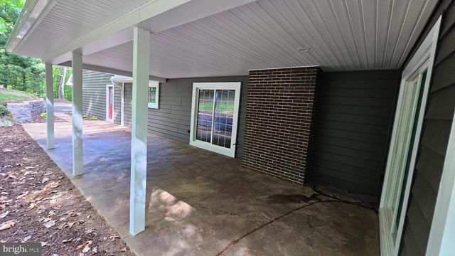 10315 TANGLEWOOD DR, Huntingdon, PA 16652