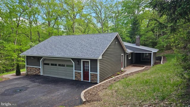 10315 TANGLEWOOD DR, Huntingdon, PA 16652
